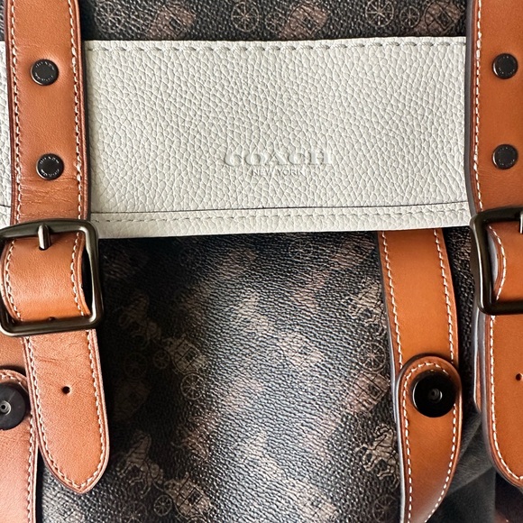 Coach backpack - Picture 5 of 9